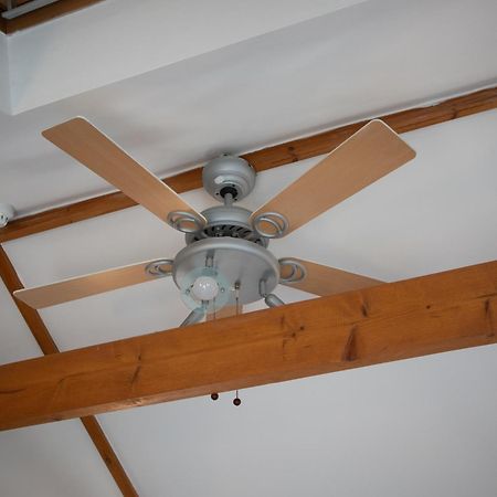 דירות קרוידון Bright Private Terrace - Free Private Parking - Tv - Wifi - Netflix מראה חיצוני תמונה