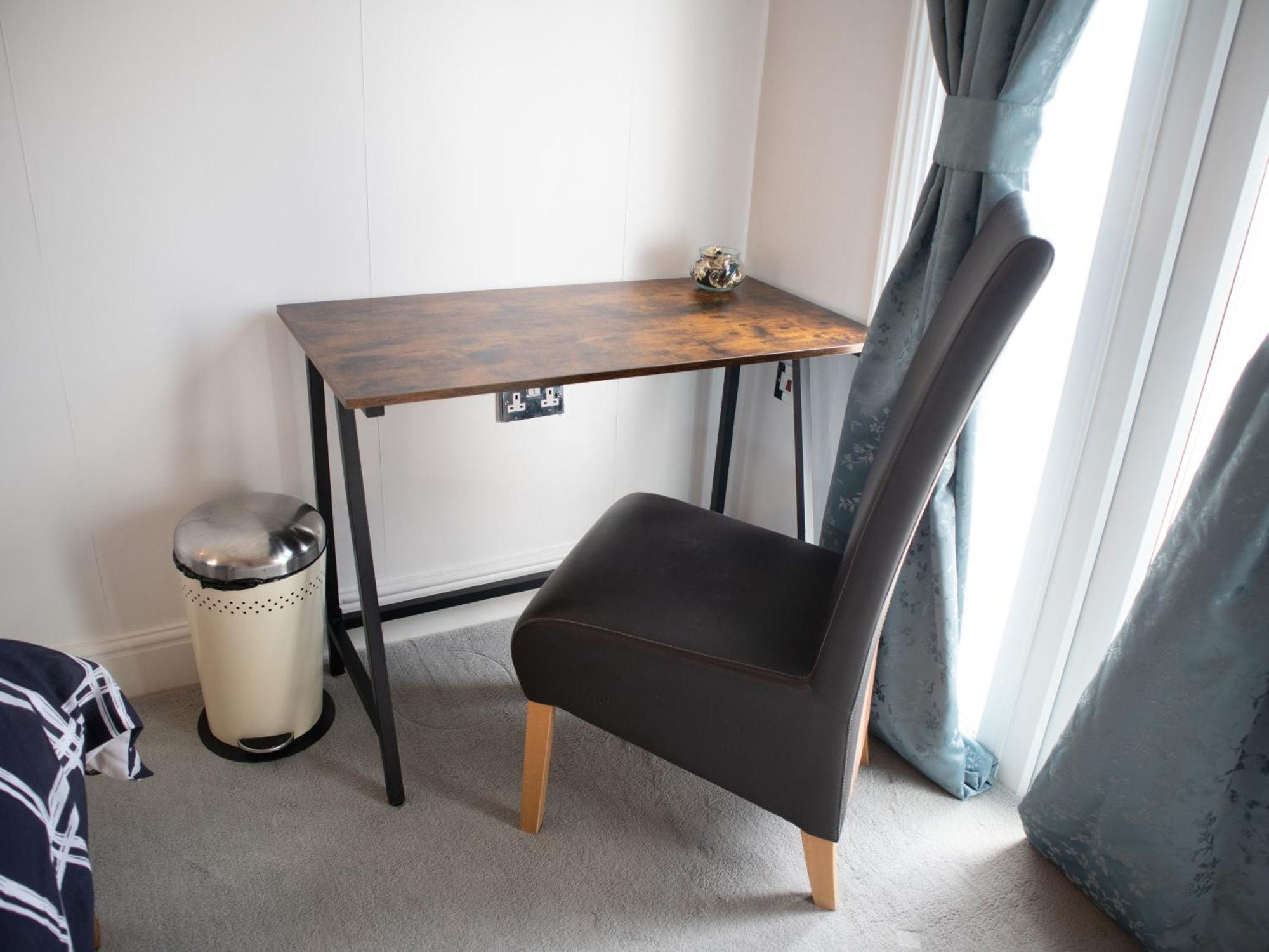 דירות קרוידון Bright Private Terrace - Free Private Parking - Tv - Wifi - Netflix מראה חיצוני תמונה
